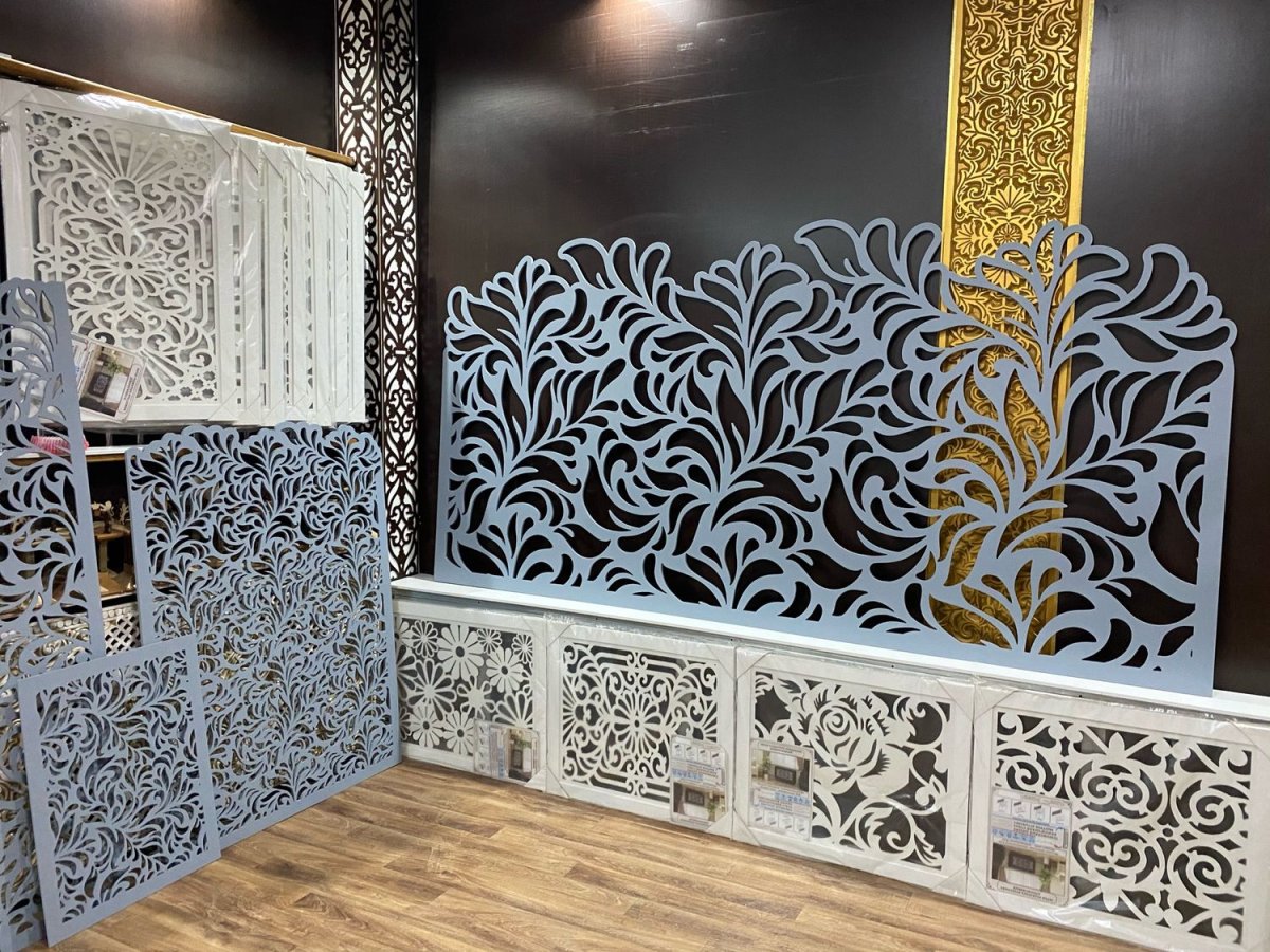 Резная перегородка с тумбой