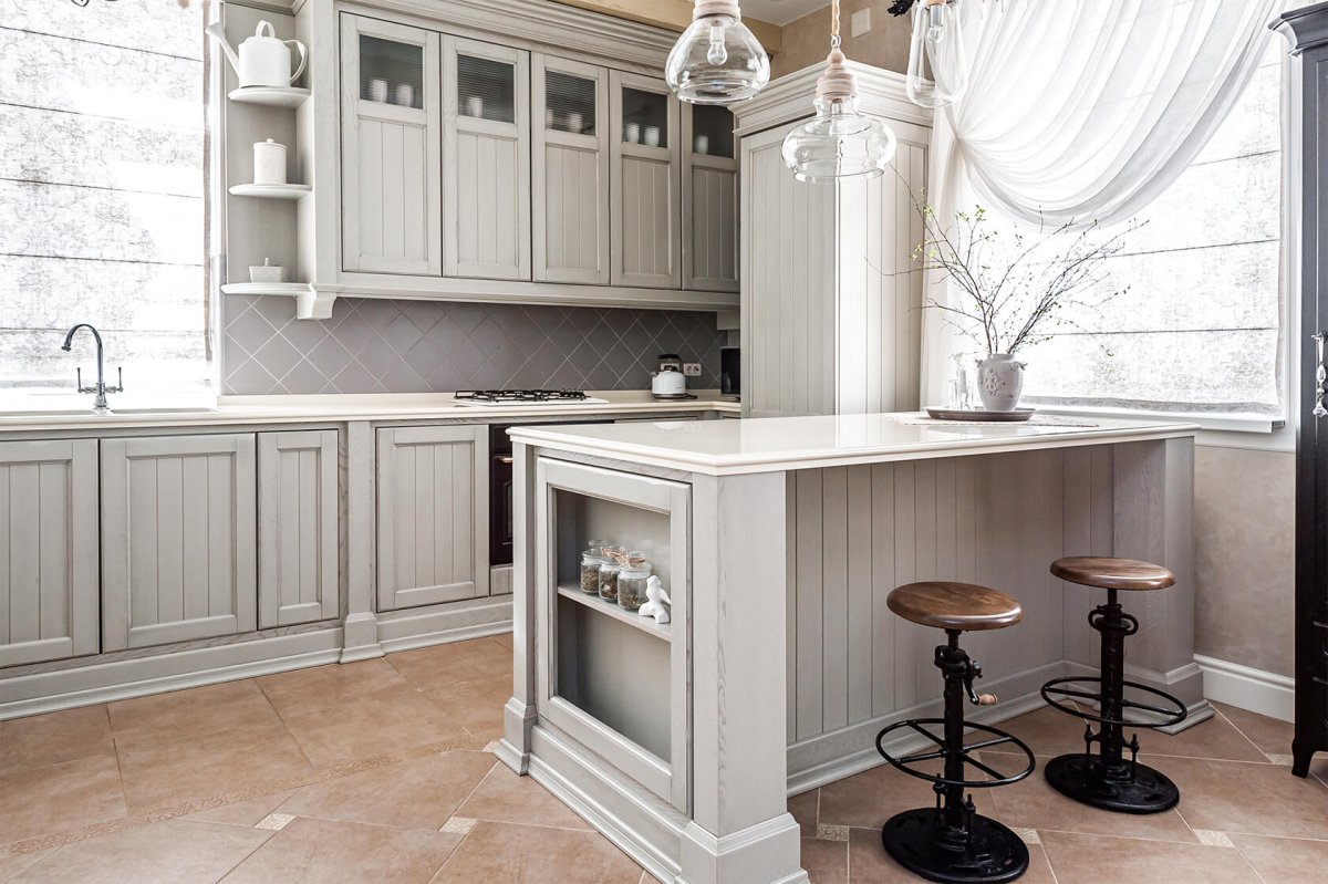 Барная стойка в классическом стиле