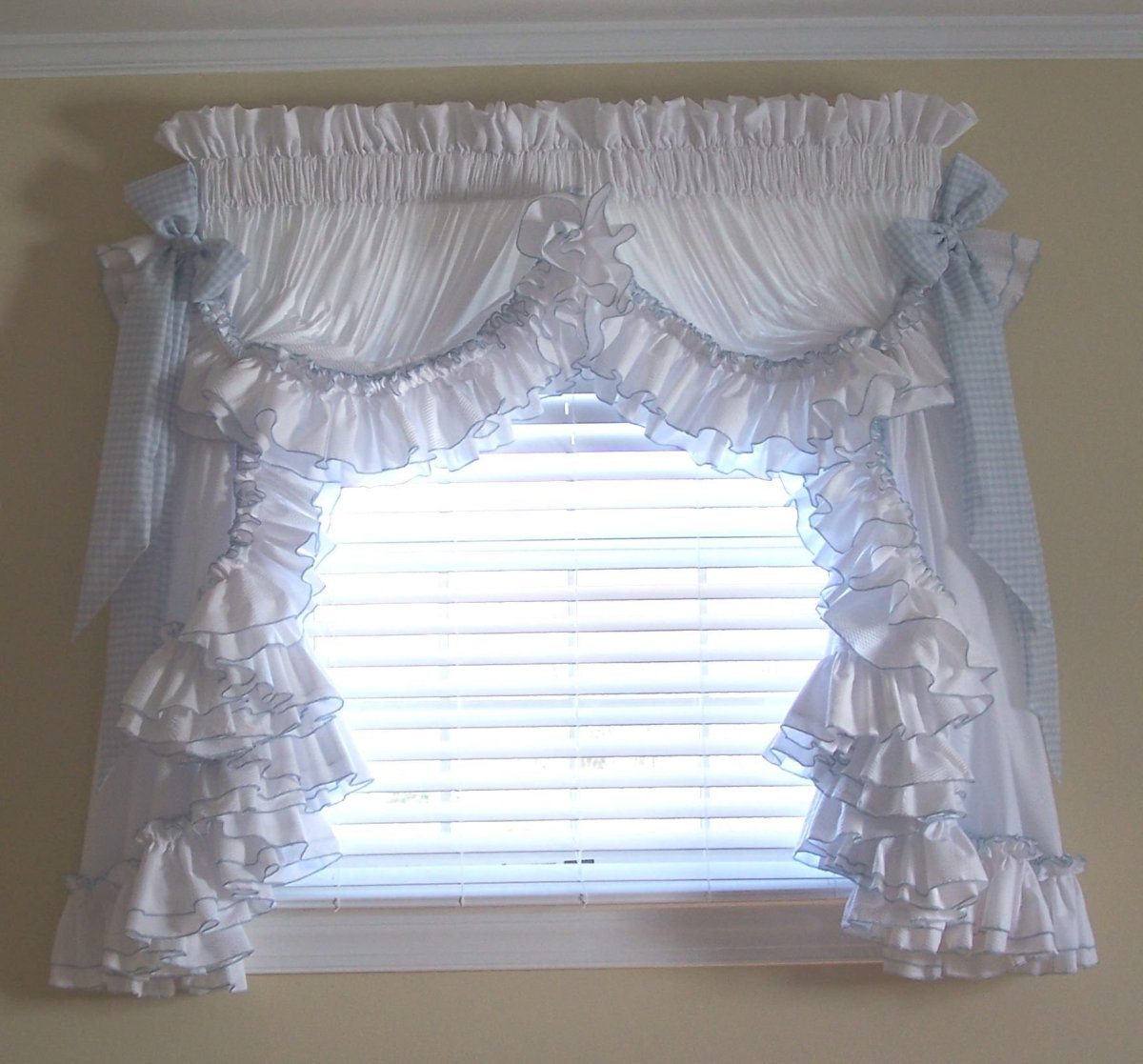 Декор тюли рюшками