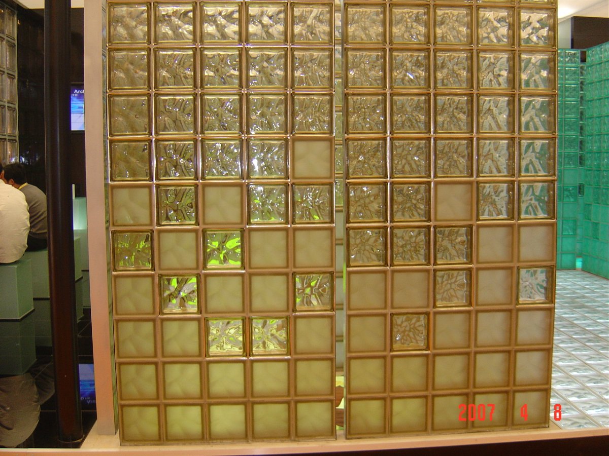 Плитка стекло для перегородок