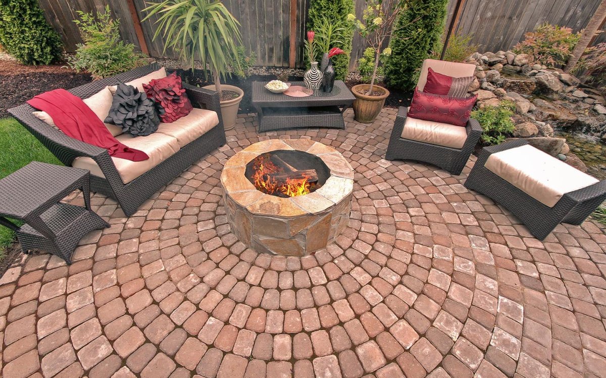 Плитка для патио на даче