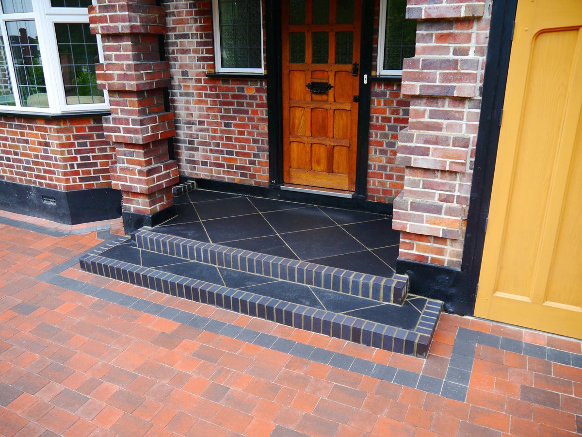 Мощение длинными плитами