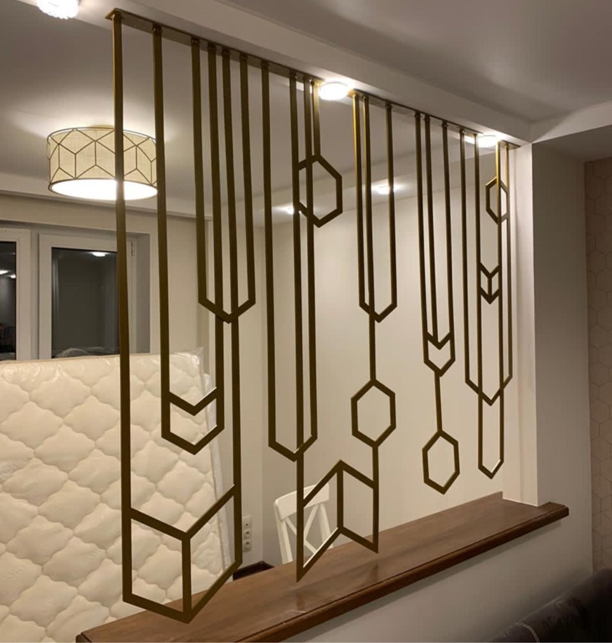 Перегородка для зонирования кухни