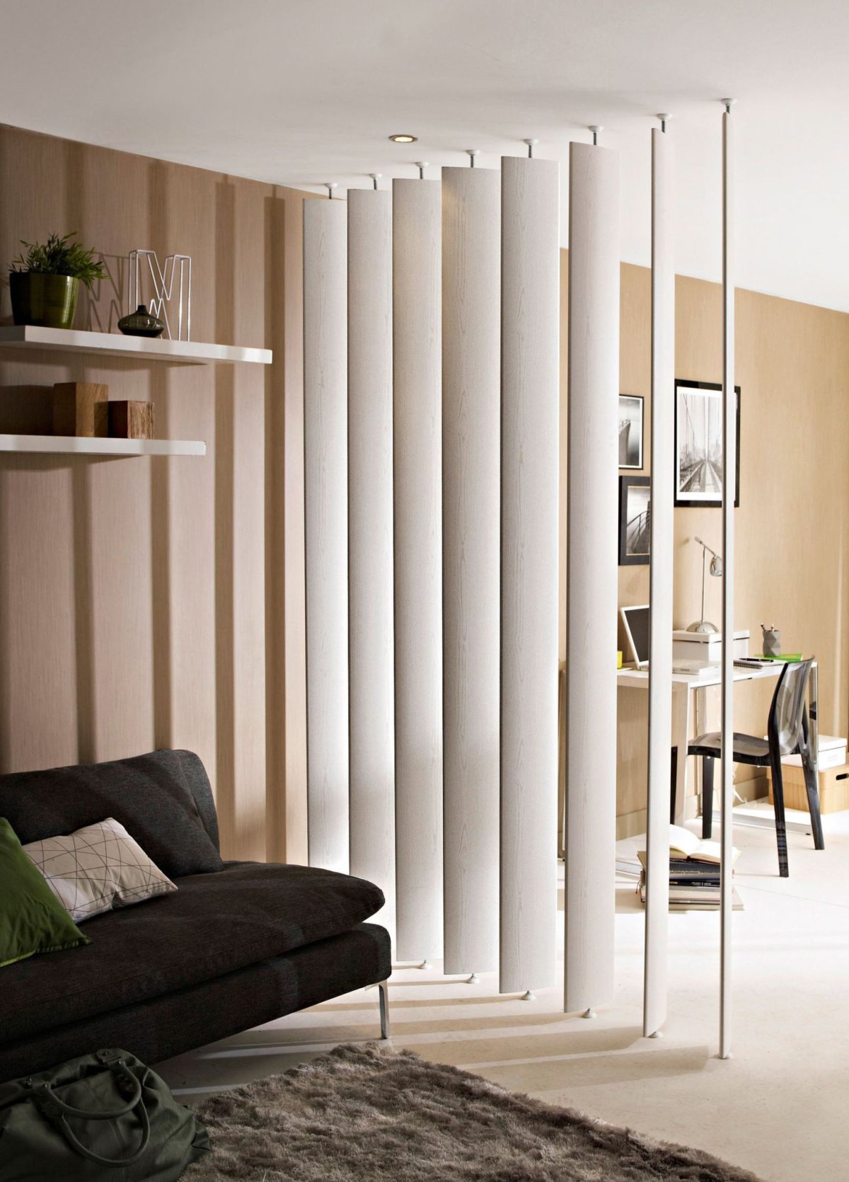 Классическая перегородка для зонирования комнаты