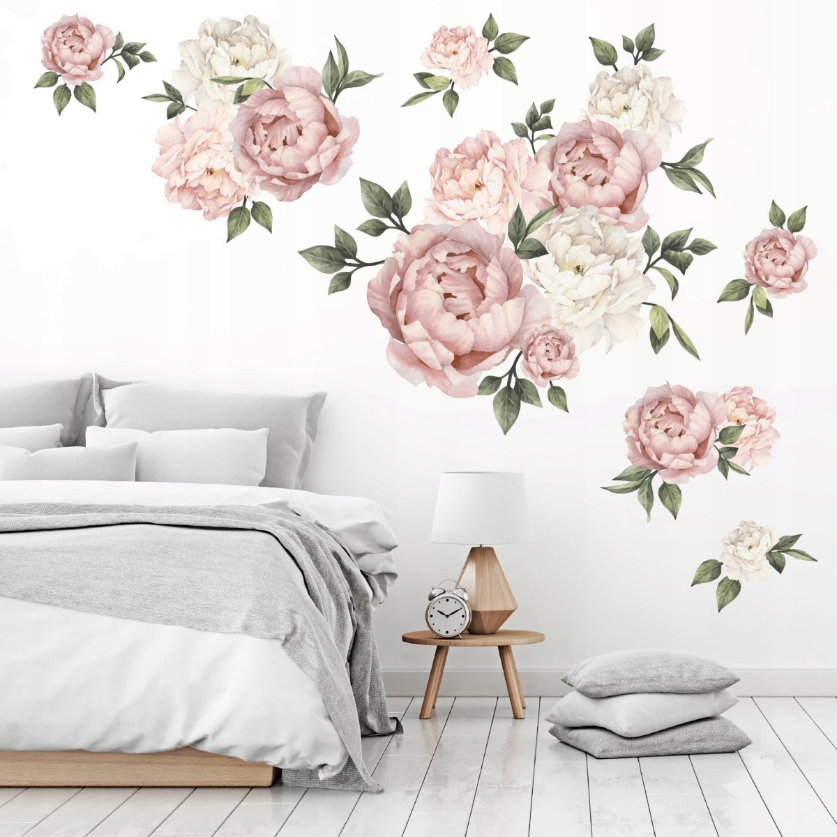 Креативное дерево на стене