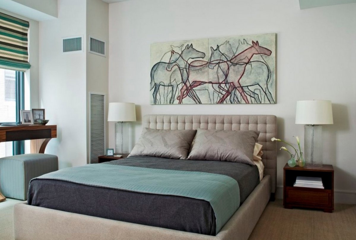 Панно в интерьере спальни