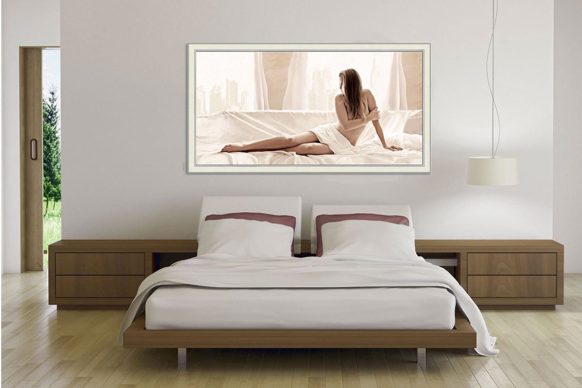 Картина над изголовьем кровати