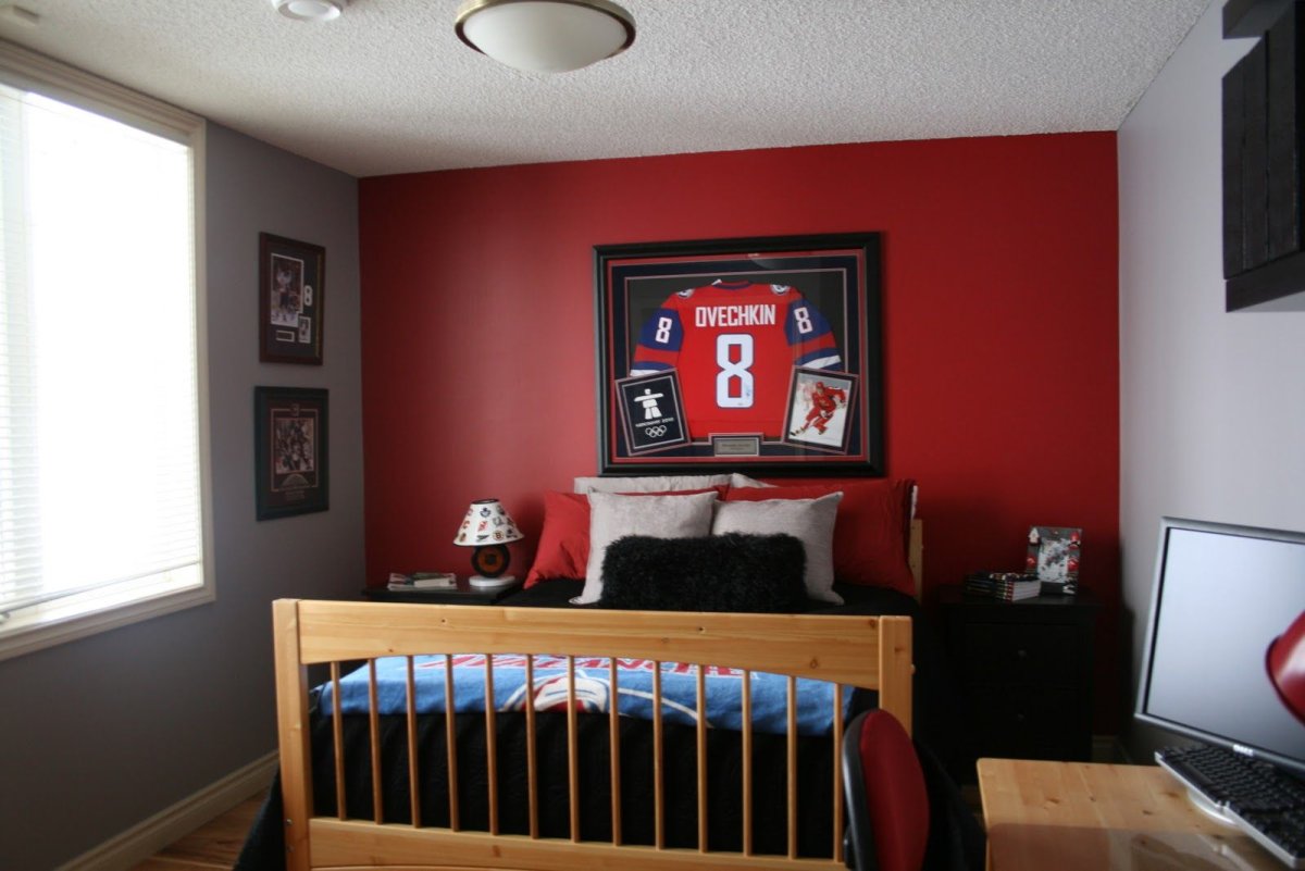 Уголок хоккея в комнате