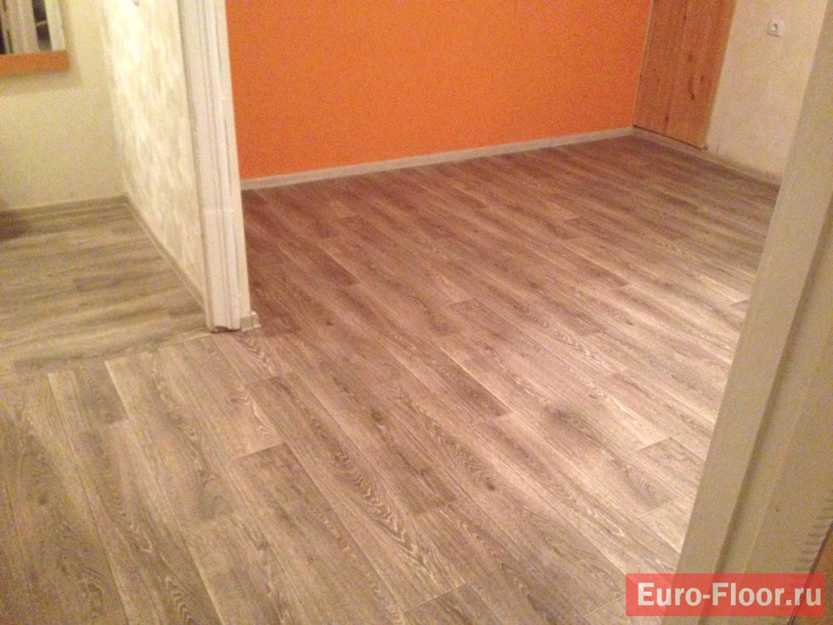 Соединение ламината между комнатами
