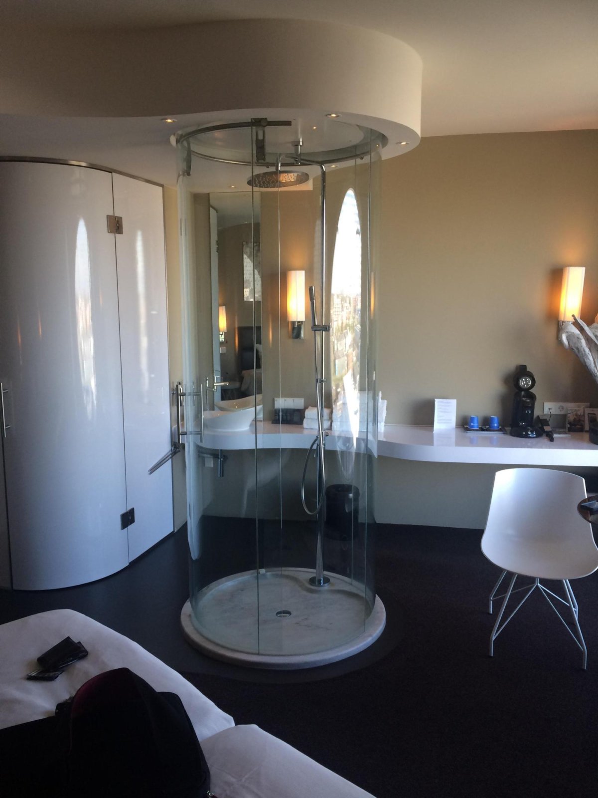 Круглая кровать