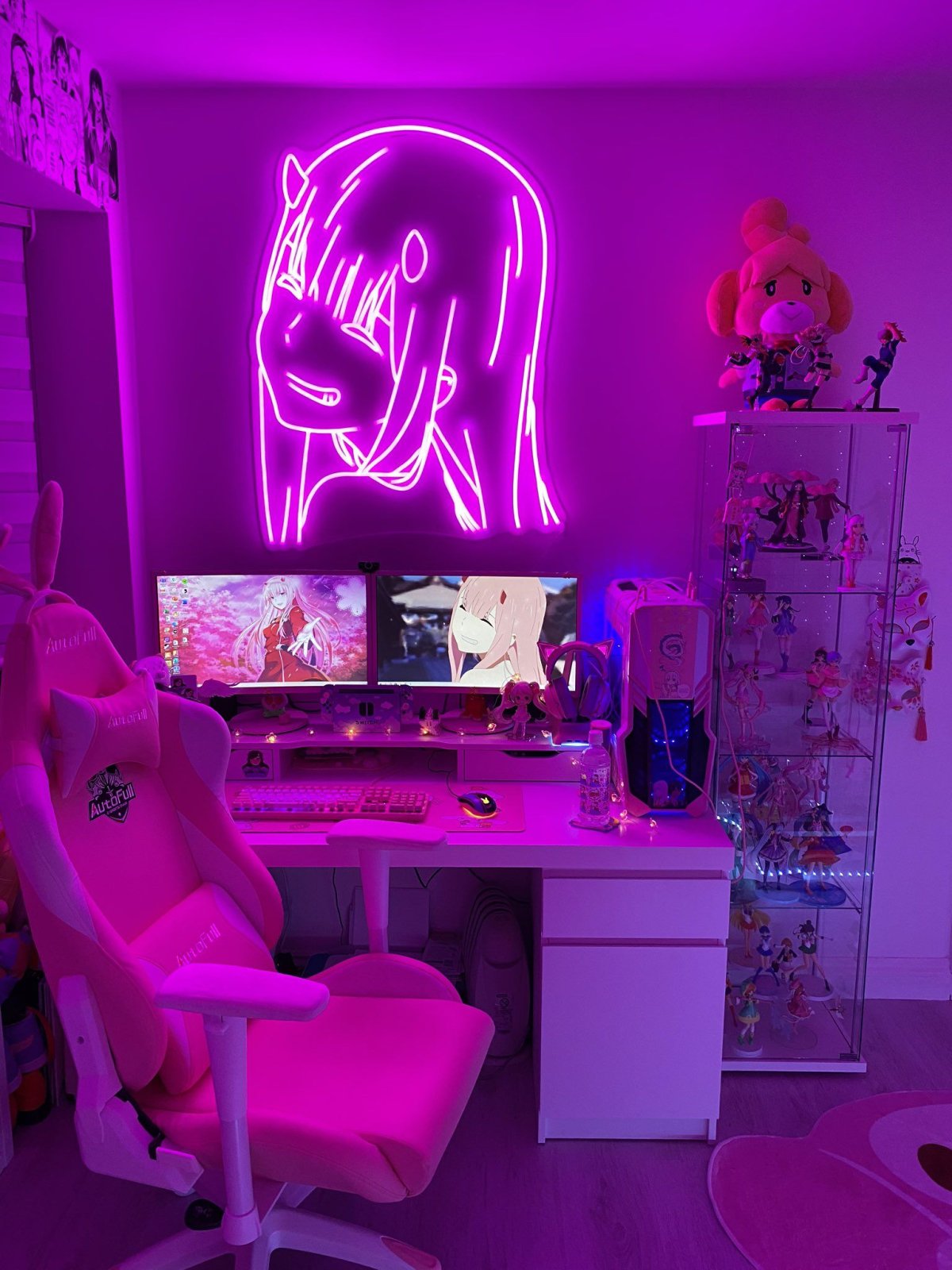 Комната подростка неон