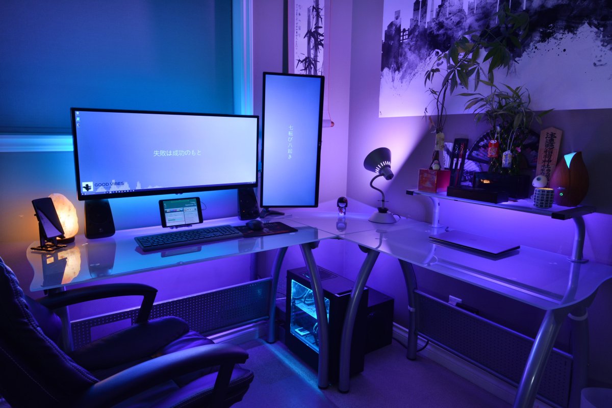 Комната геймера с подсветкой