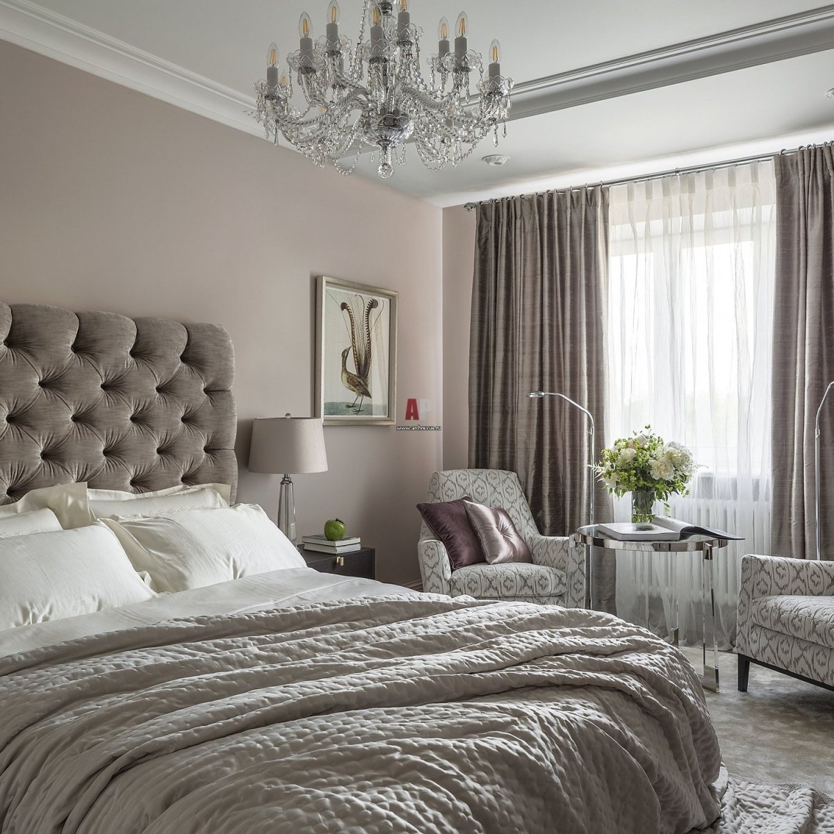 Спальня в серо бежевых тонах