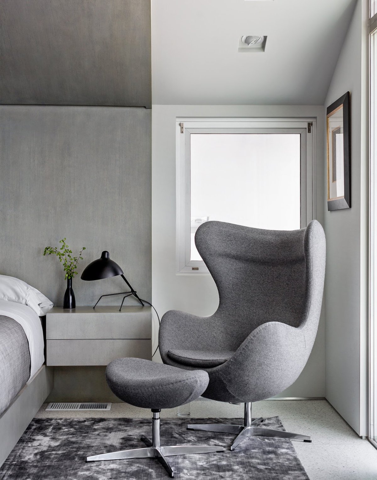 Кресло в спальню