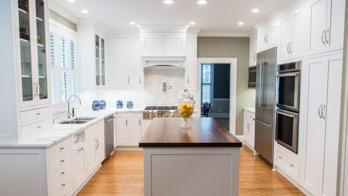 П образная кухня гостиная