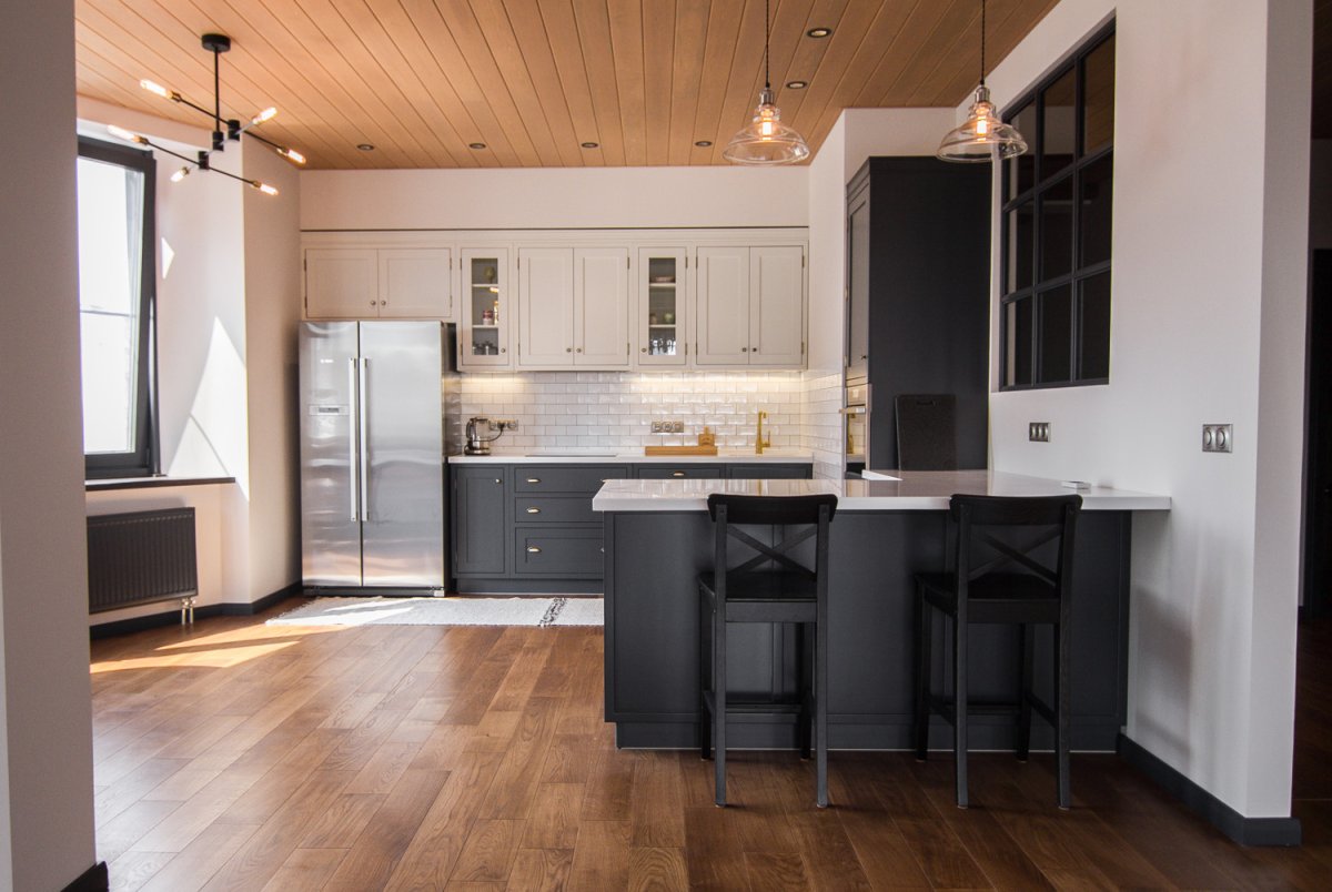 Интерьер кухни без окна