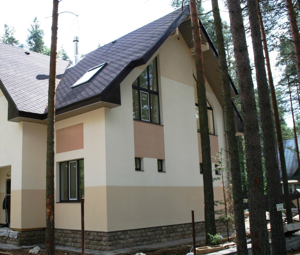 Отделка фасада деревянного дома