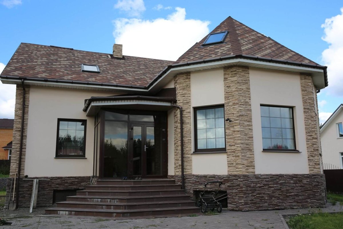 Оштукатуренный фасад