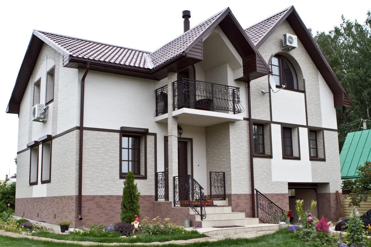 Оригинальный фасад дома своими руками