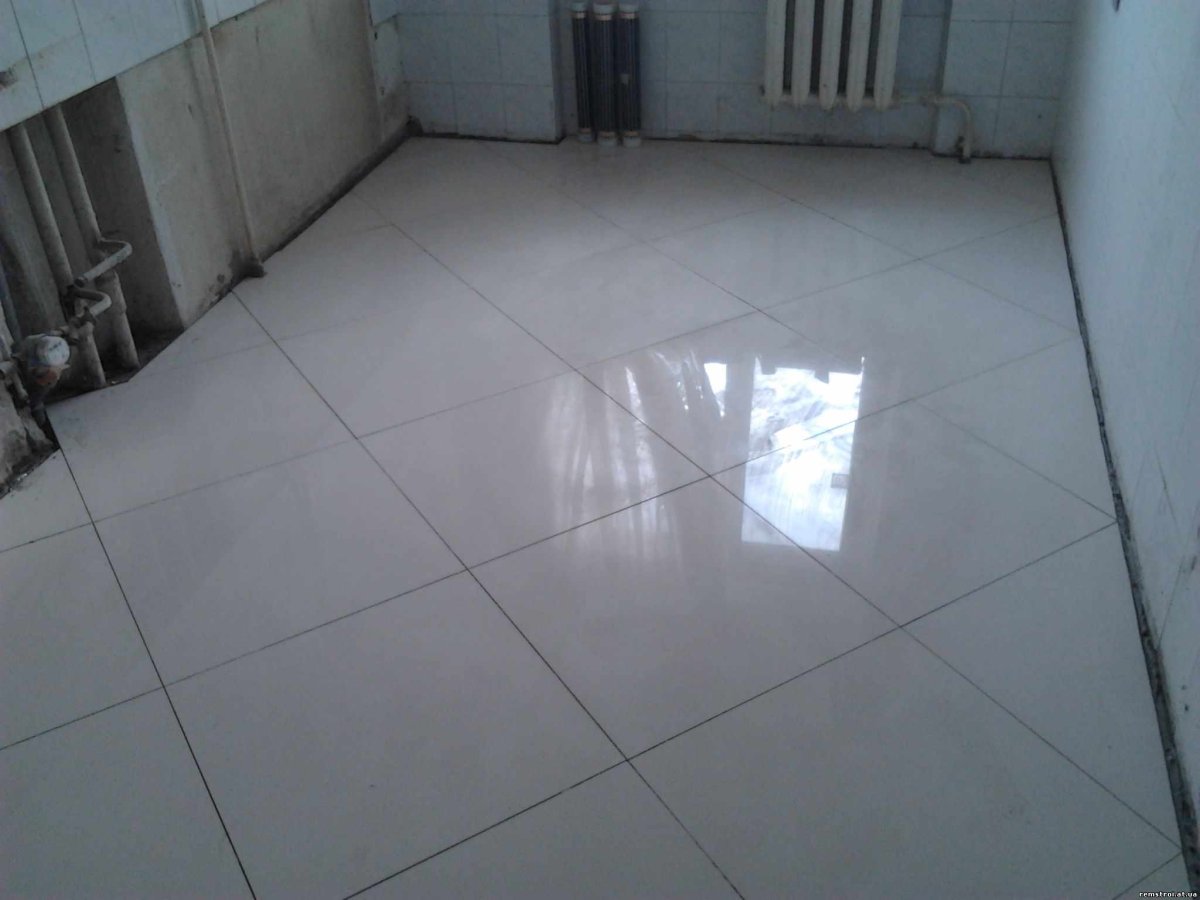 Укладка плитки в ванной ромбом