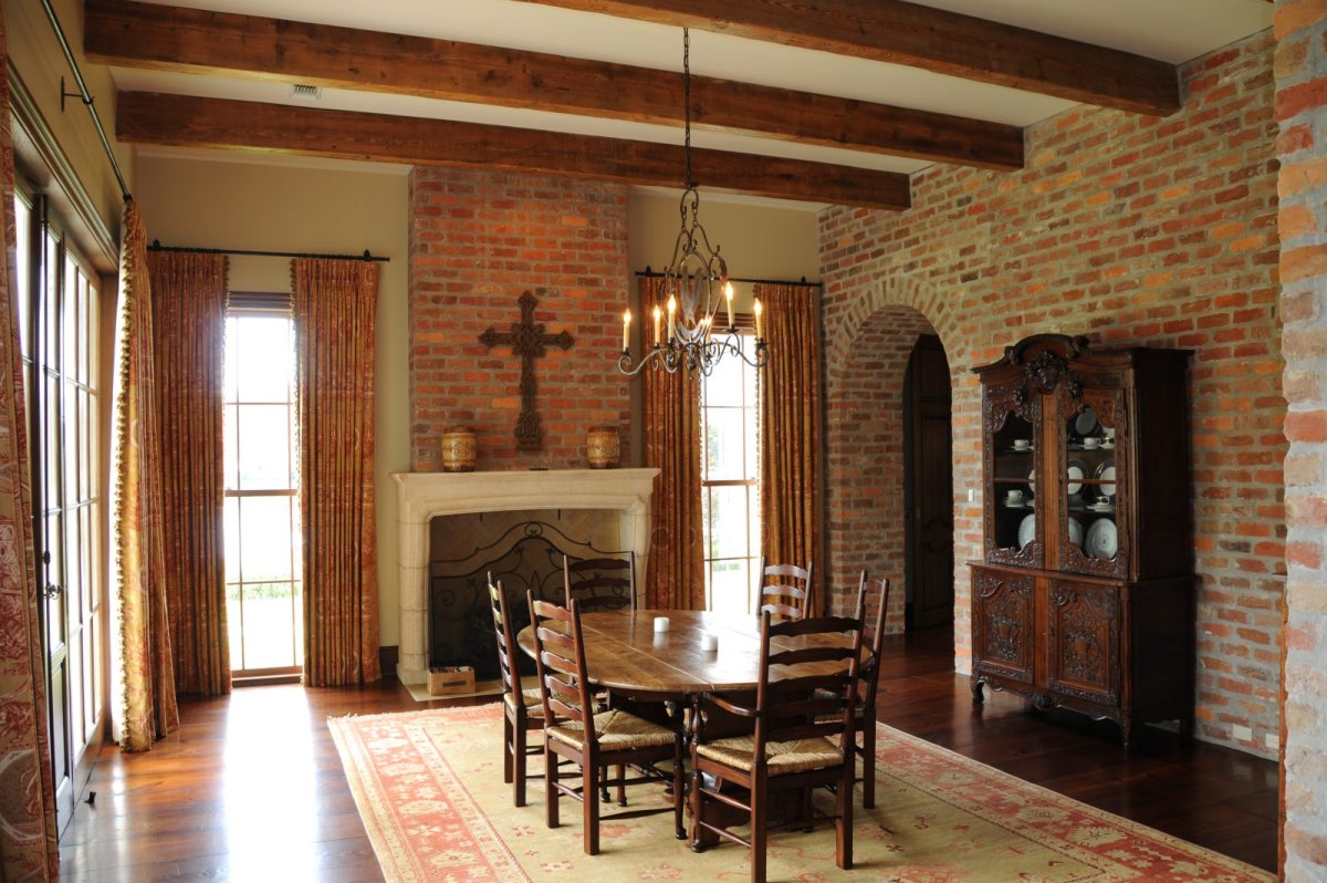 Клинкерный кирпич в интерьере