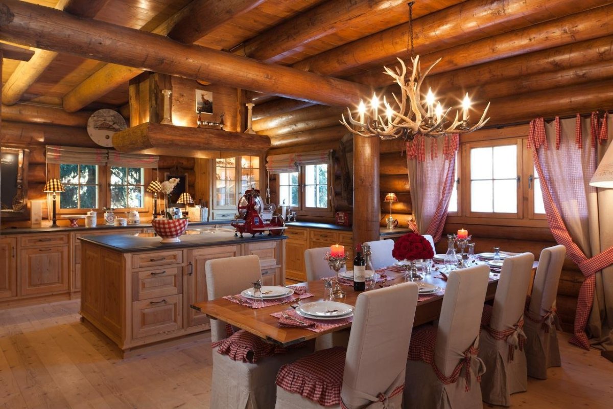 Кухня с низким потолком