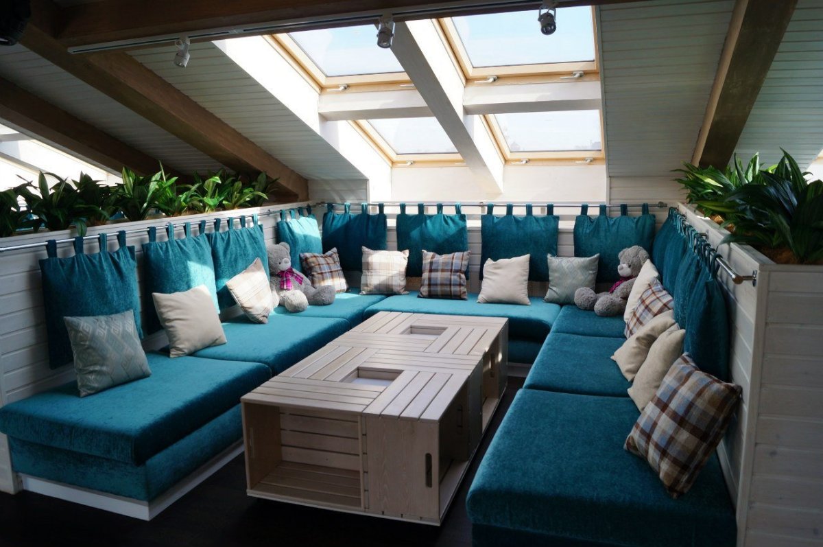 Интерьер лаунж зоны