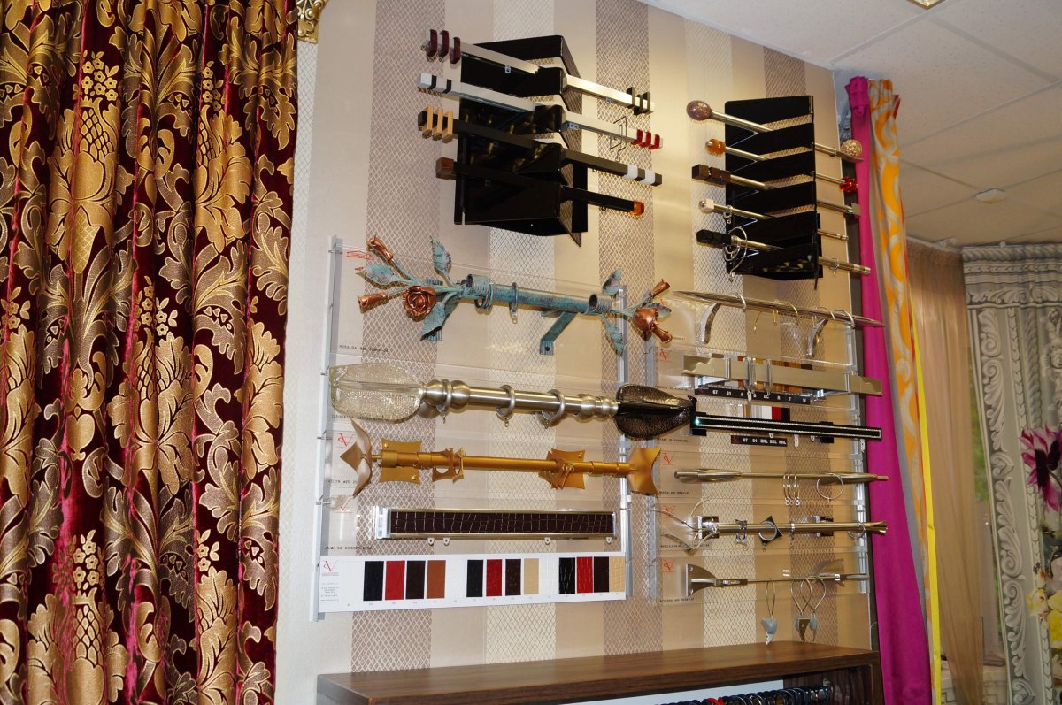 Резные карнизы