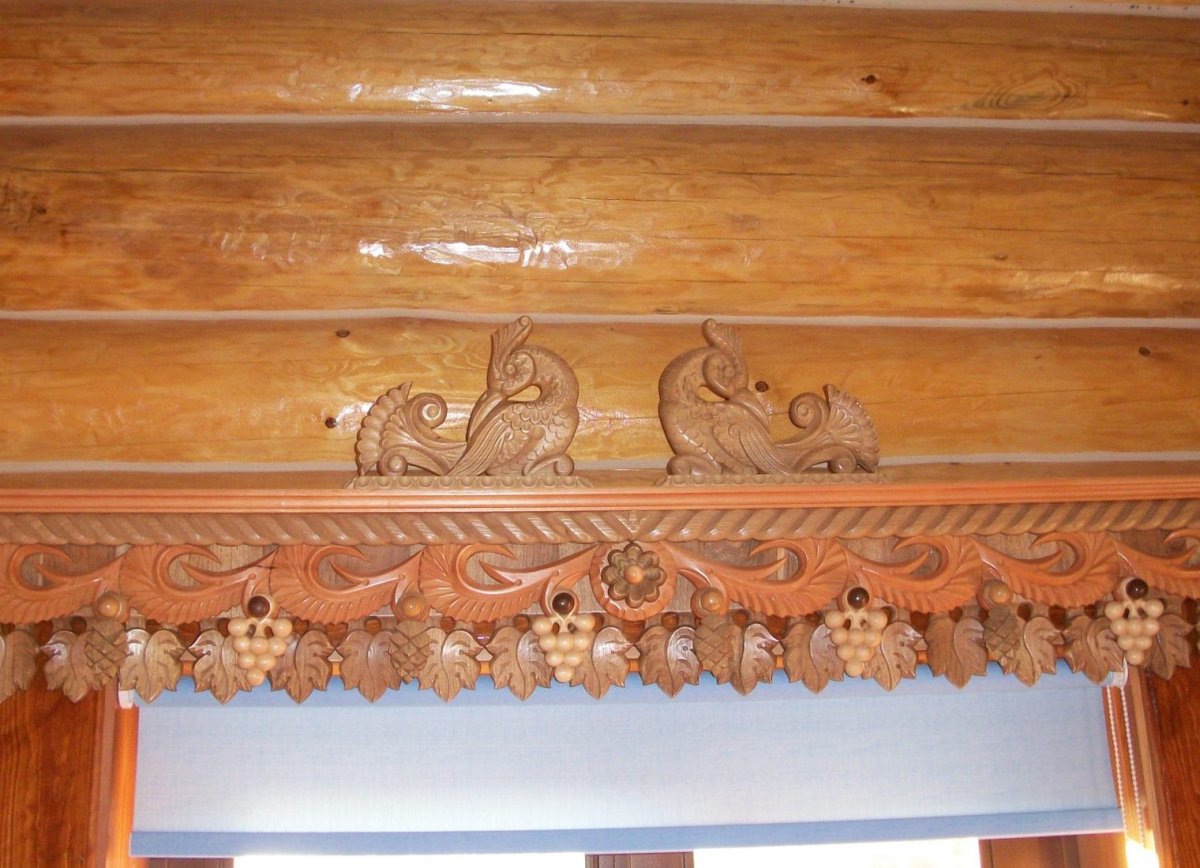 Резной карниз для штор