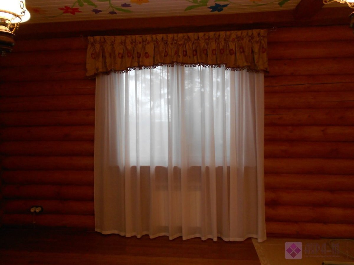 Карниз в деревянном доме