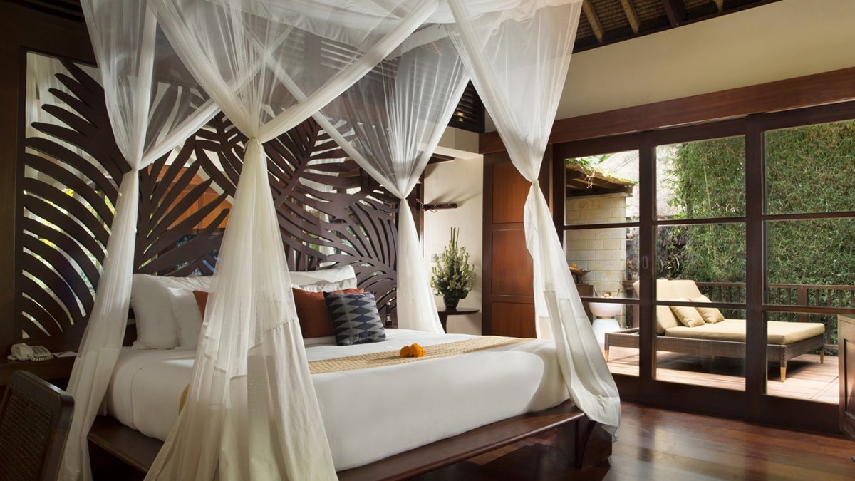 Спальня в балийском стиле