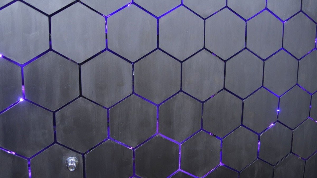 Стена из шестиугольников