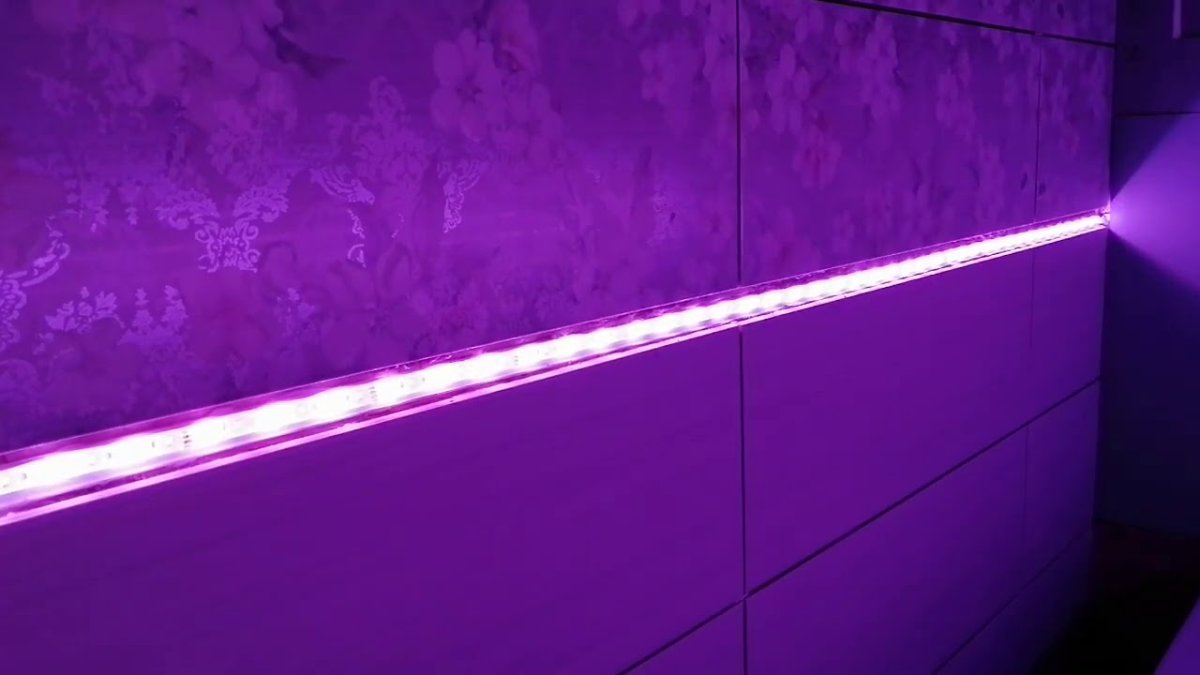 Диодная лента под кафель