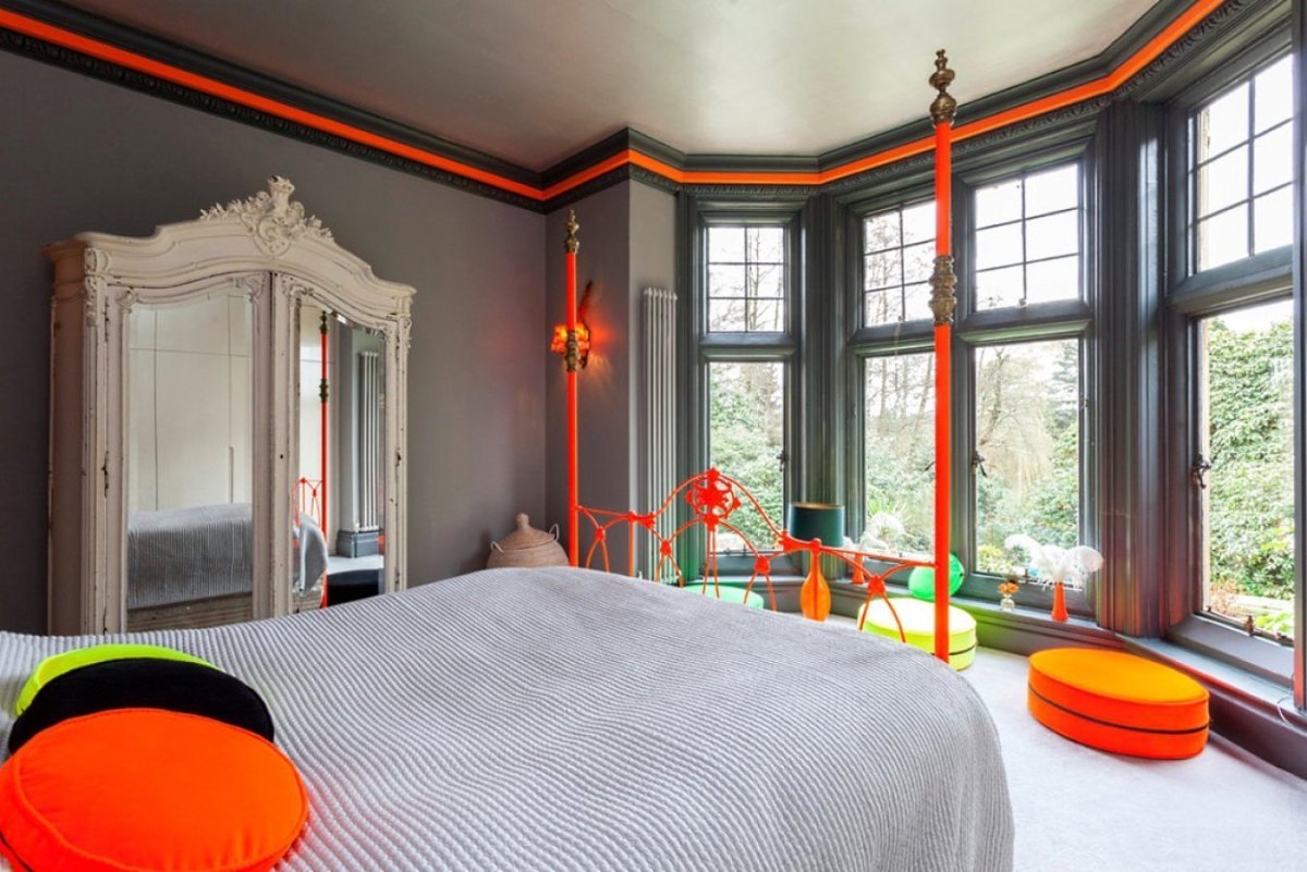 Интерьер спальни в частном доме