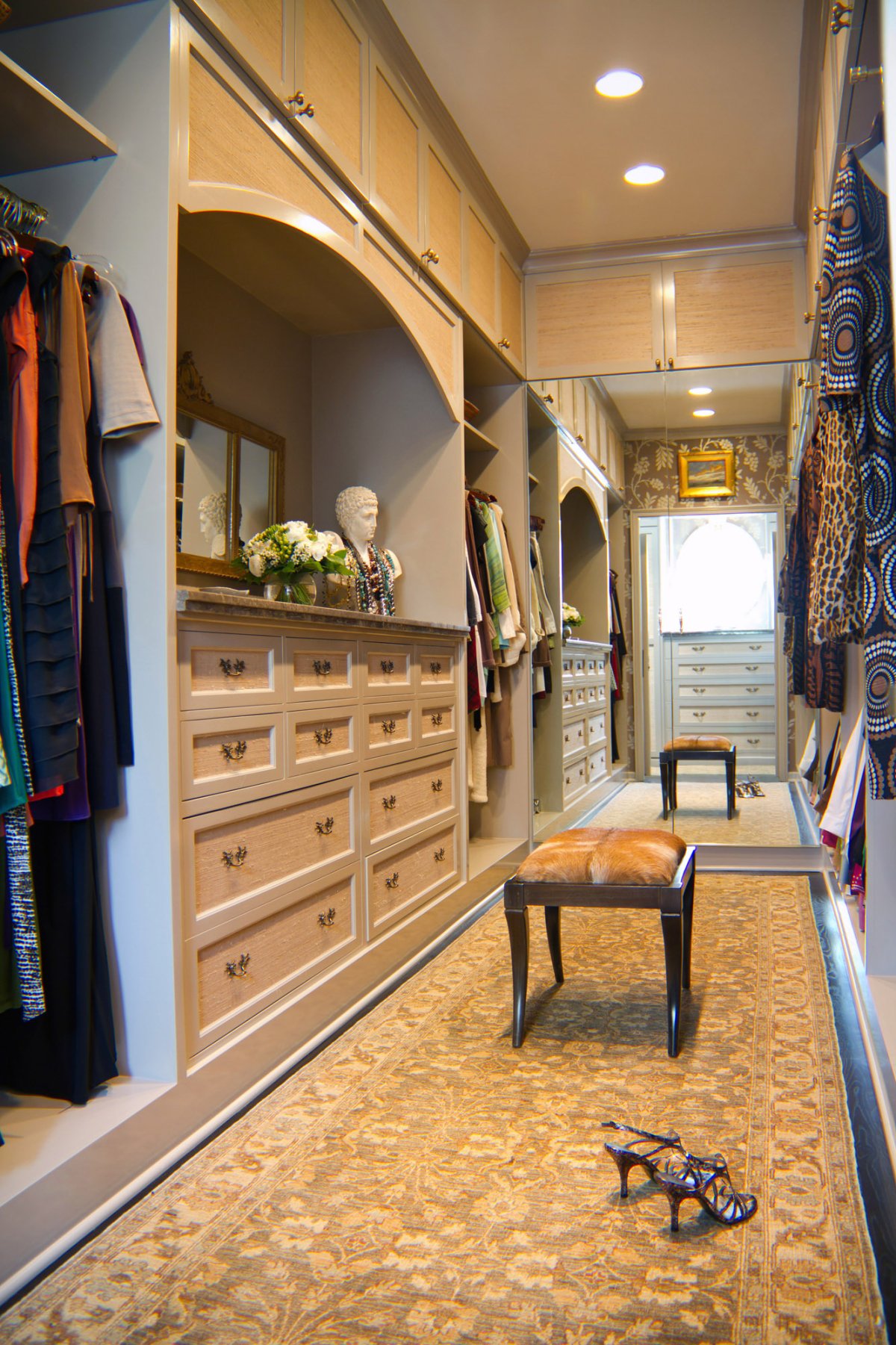 Маленькие спальни с гардеробной