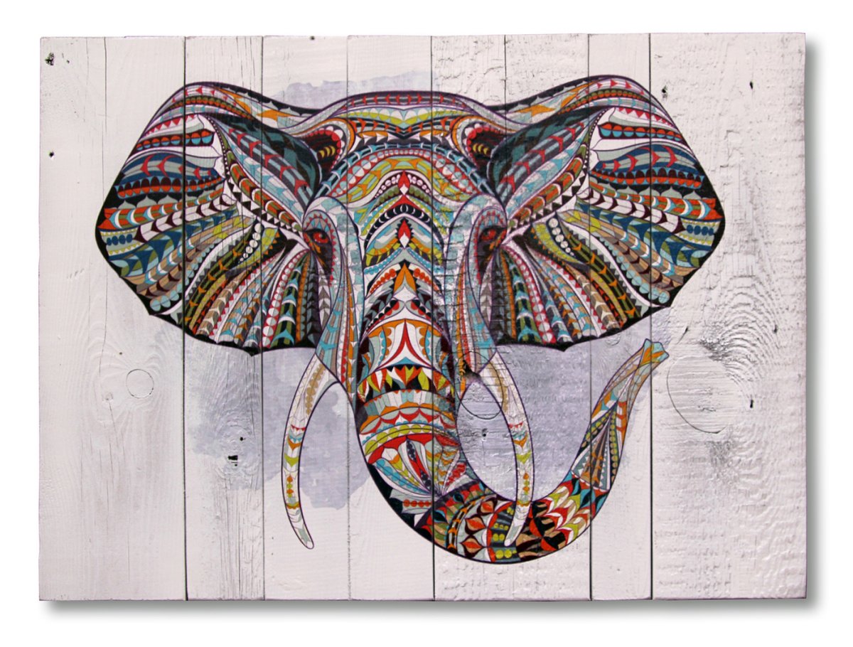 Мария Арендт слон картина нитками