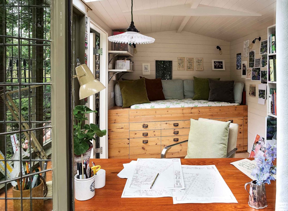 Спальня в деревянном доме