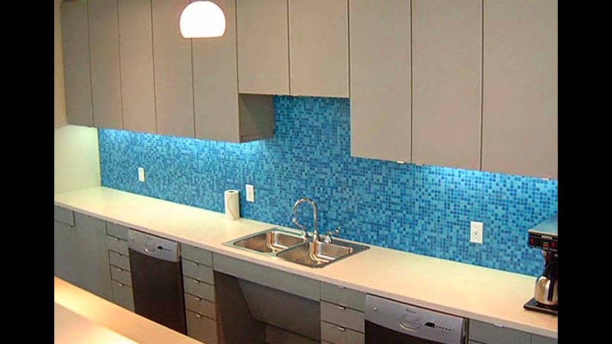 Бирюзовая мозаика на кухонный фартук