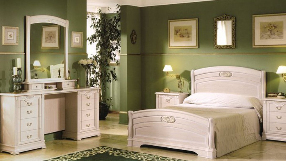 Спальный гарнитур фисташкового цвета