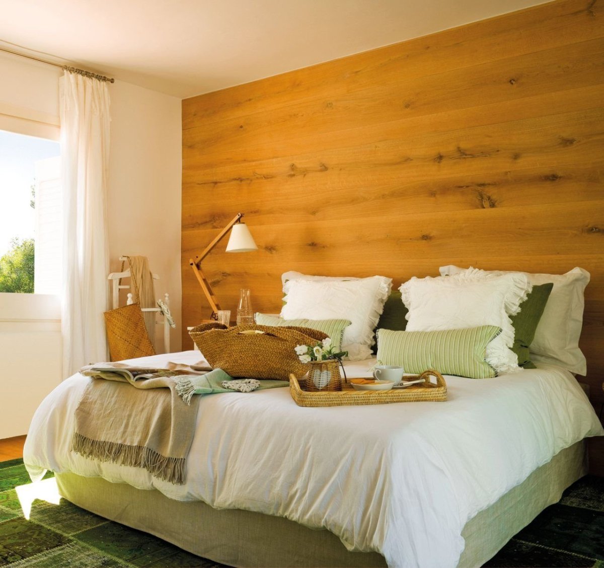 Чисто белая спальня