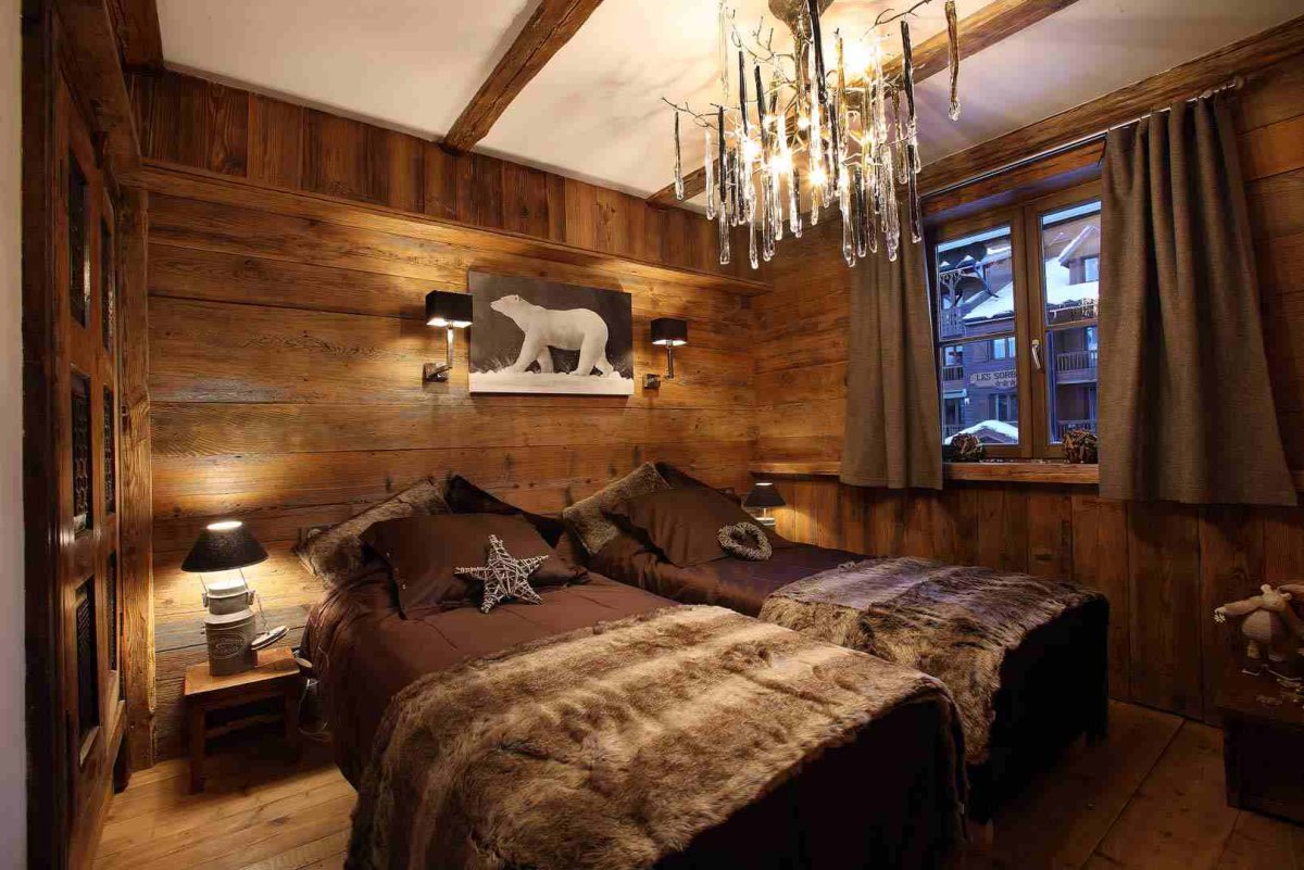 Деревянная спальня