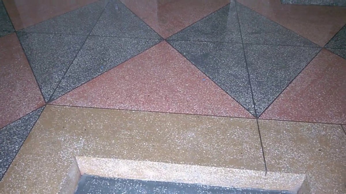 Стяжка с мраморной крошкой