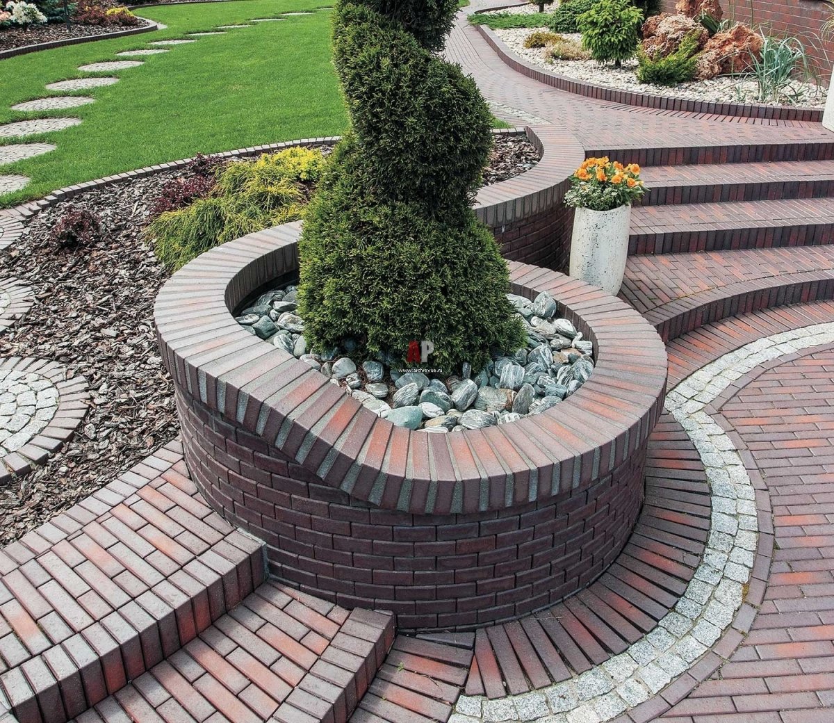 Брусчатка приствольный круг