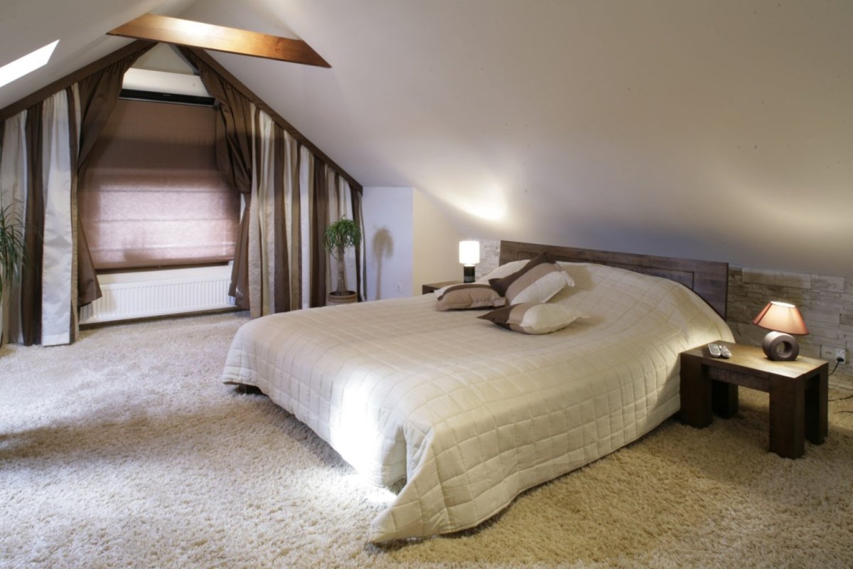 Интерьер мансарды