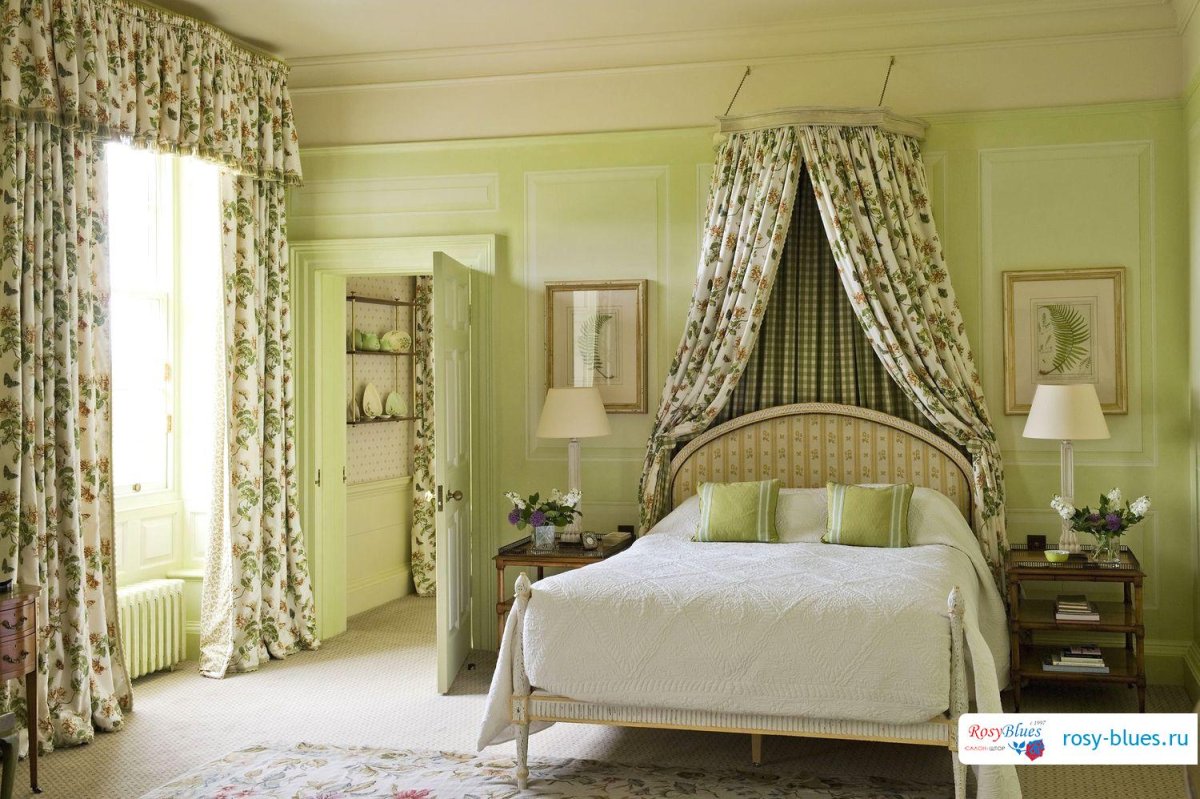 Зеленая спальня