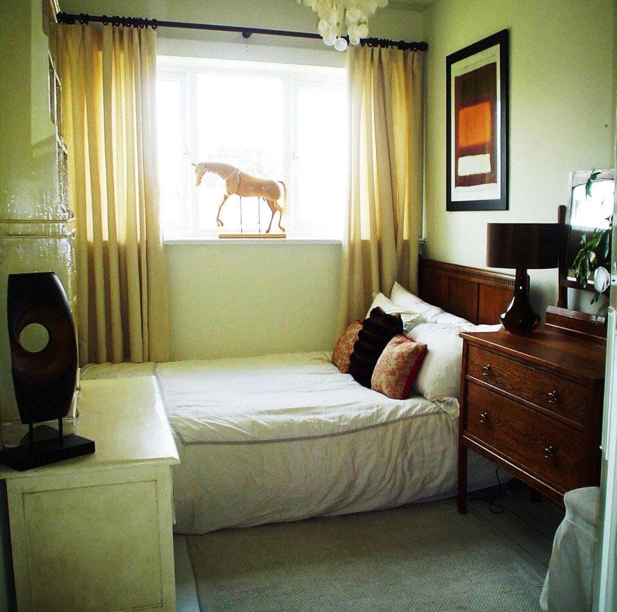 Белая спальня в хрущевке