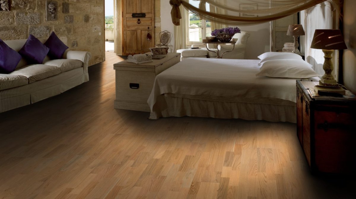 Ламинат в спальню