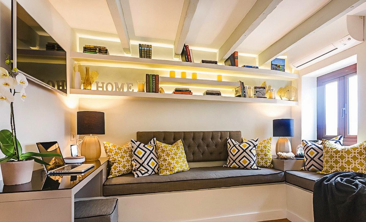 Интерьер студии 18 кв