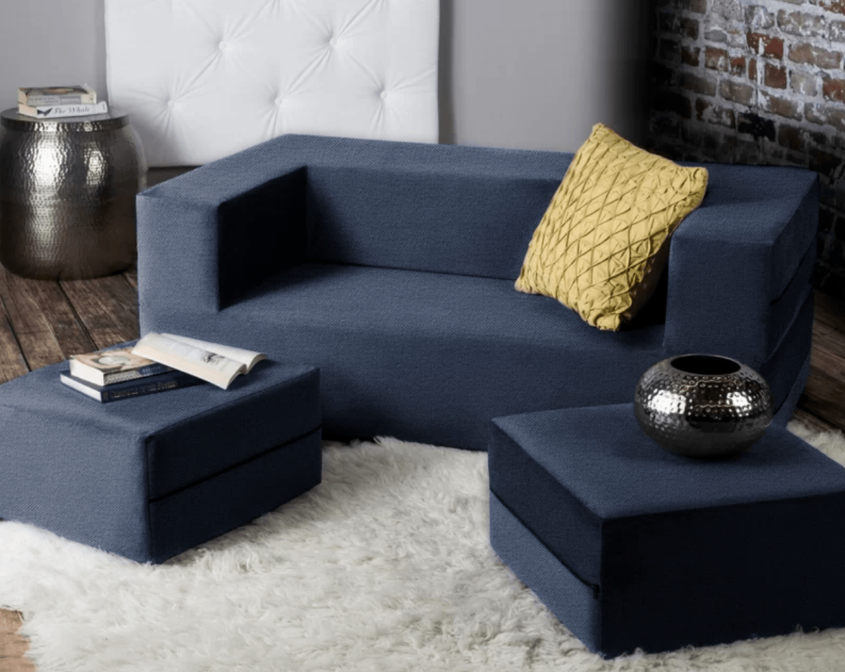 Диван с пуфом в комплекте