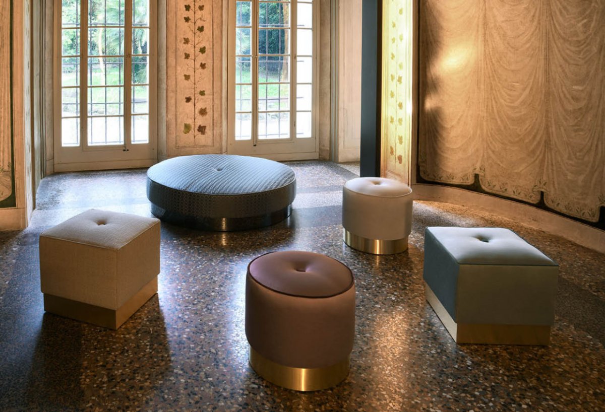 Диван на двоих современные